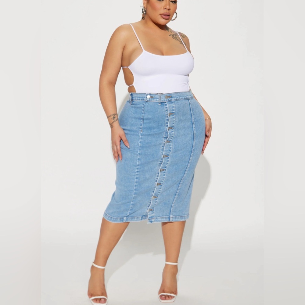 Denim skirt